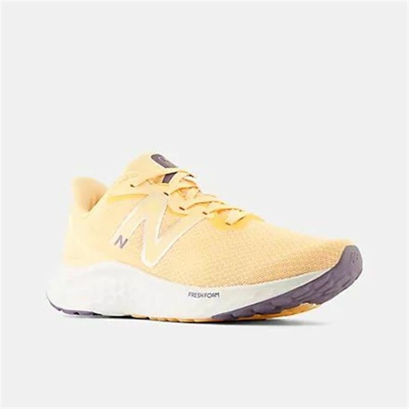 Chaussures de Running pour Adultes New Balance Fresh Foam Marron Clair Femme