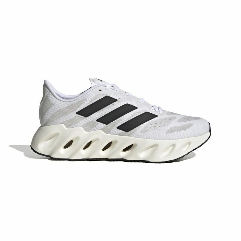 Chaussures de Sport pour Homme Adidas Switch Fwd Blanc