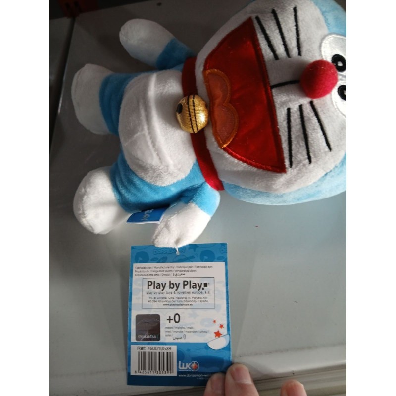 Jouet Peluche Doraemon 20 cm